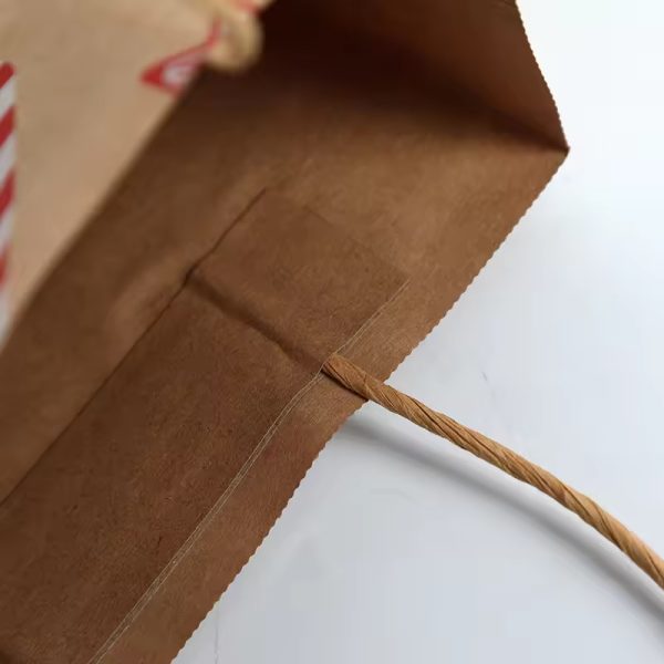 Custom Logo Recyclable Portable Kraft Paper Bags for Clothing Shoes